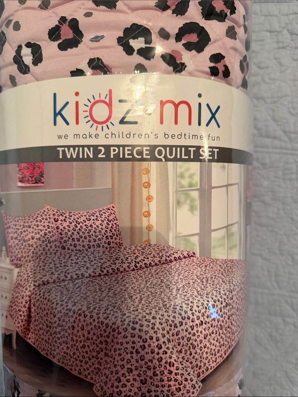Twin 2-Piece Pink Leopard Quilt Set